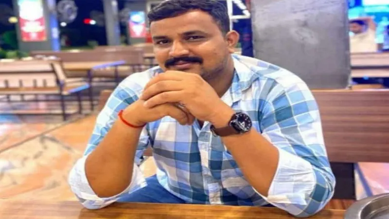 बिजनौर: ट्रक ने कार सवार दोस्तों को रौंदा, एक मौत और तीन घायल