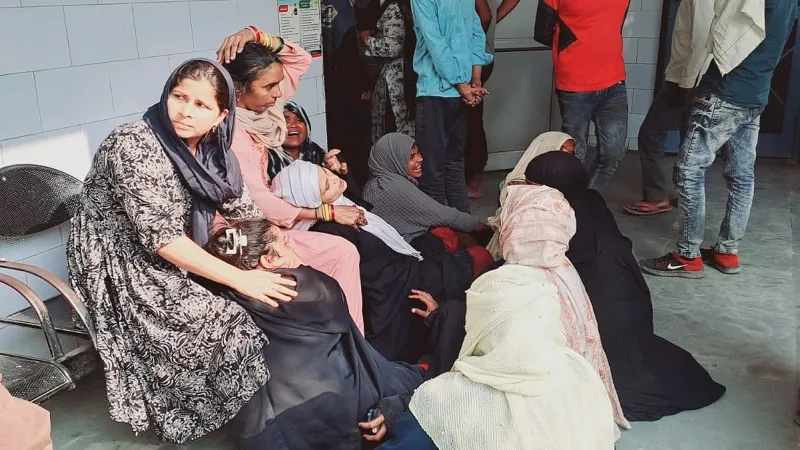 रामपुर: मिलक में सड़क हादसे में दो सगे भाइयों की मौत...खबर सुनकर बेहोश हुआ पिता