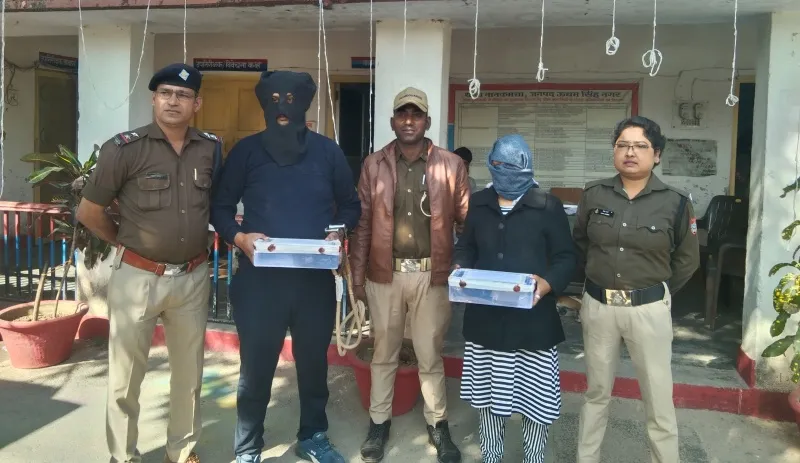 नानकमत्ता: चोरी का आरोपी मुंशी और कथित प्रेमिका गिरफ्तार