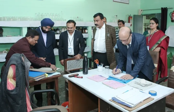 खटीमा: महाविद्यालय में लगातार दूसरे दिन नैक टीम ने किया मूल्यांकन