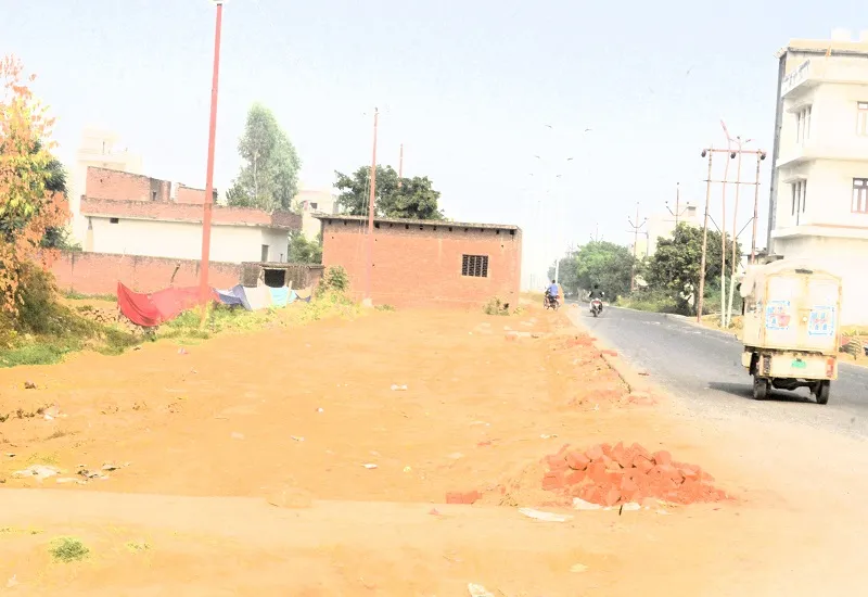 मुरादाबाद : संपर्क मार्ग निर्माण में आएगी तेजी, नए साल में फर्राटा भरेंगे वाहन
