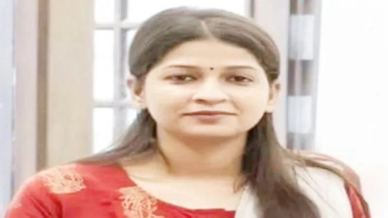 लखनऊ: बुरी फंसीं सपा नेता पूजा शुक्ला!, गौतमपल्ली थाने में दर्ज हुआ केस, यह है मामला