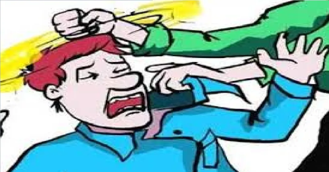 हल्द्वानी: शराब की दुकान नहीं खोली तो हुड़दंगी छात्रों ने फोड़ दिया सिर