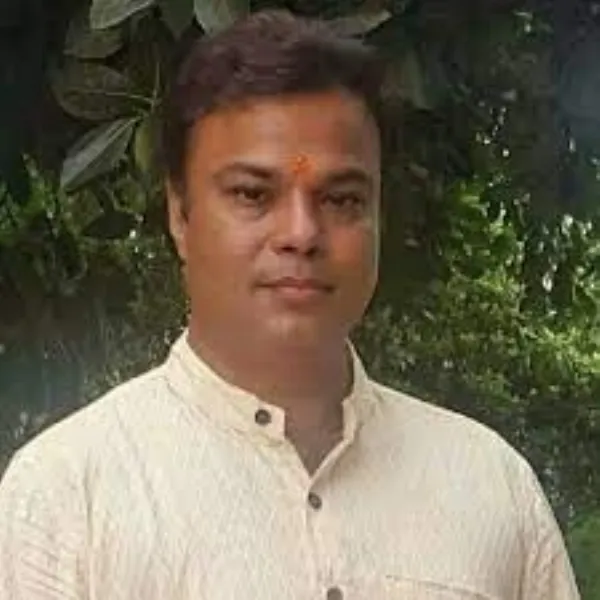 भाजपा अपने स्वार्थ के लिए दागदार व्यक्ति को भी कर लेती है पार्टी में शामिल: स्वर्णिम चतुर्वेदी