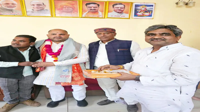 अयोध्या: पूर्व भाजपा विधायक खब्बू जेल से रिहा, आवास पर लगा समर्थकों का तांता, बोले- जनता का था और रहूंगा