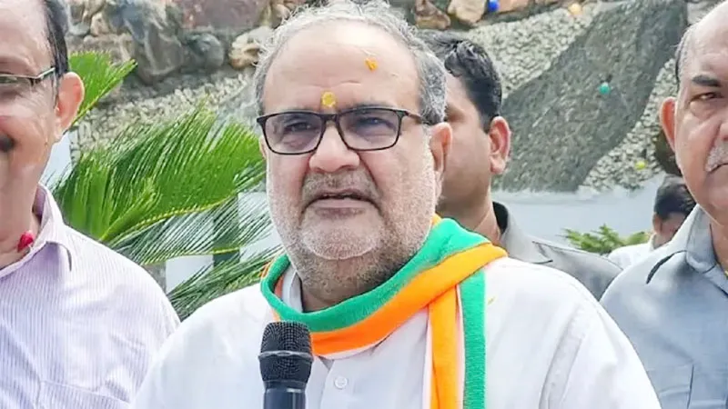 स्वामी के बयान पर भूपेन्द्र सिंह चौधरी ने किया पलटवार, कहा- अखिलेश ने स्वामी को सौंप रखा है हिंदू धर्म के अपमान का एजेंडा