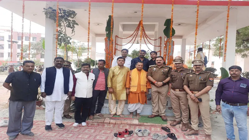 बछरावां थाने में नवनिर्मित पशुपतिनाथ मंदिर में हुई शिवलिंग की प्राण प्रतिष्ठा