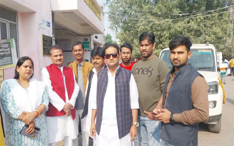 कांग्रेस प्रतिनिधिमंडल ने जिला महिला अस्पताल में भर्ती दुष्कर्म पीड़िता का जाना हाल, पुलिस की कार्रवाई से दिखे असंतुष्ट