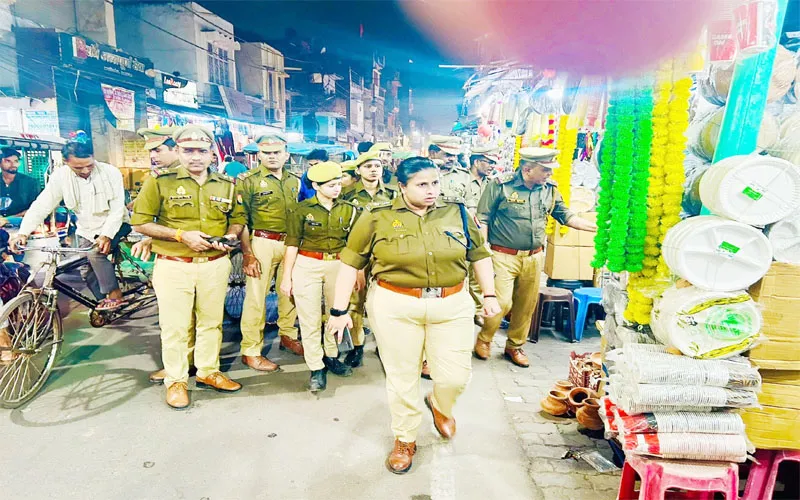 लखनऊ: दिवाली पर सुरक्षा व्यवस्था को लेकर पुलिस ने किए कड़े इंतजाम, आतिशबाजी पर कही यह बात