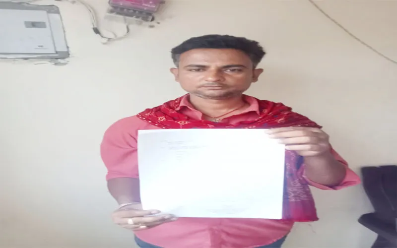 बाराबंकी: कोर्ट के आदेश को नहीं मानती असंद्रा पुलिस!, अखबार विक्रेता की भूमि पर दबंग ने लगाया पेड़