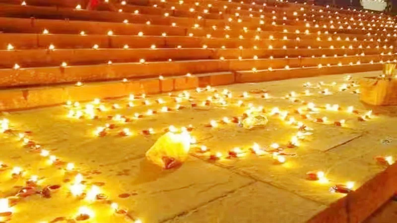 इस बार 27 नवबंर को दिखेगा देव दीपावली का नजारा, 11 लाख दीपों से घाट होंगे रोशन, जानिए योगी सरकार का पूरा प्लान...