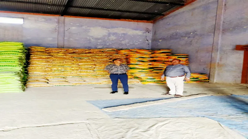 बहराइच: 75 बीज की दुकानों पर छापेमारी, तीन का लाइसेंस हुआ निलंबित, हड़कंप 