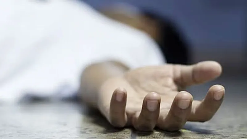 बहराइच: किशोरी को भगा ले गया युवक, विरोध करने पर मारकर बाग में शव लटकाने का आरोप