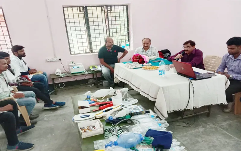 आपात स्थिति में बिना घबराए बनाए रखें मनोबल: सीएमओ