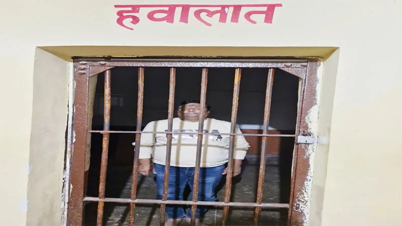 उन्नाव पुलिस ने गैंगस्टर एक्ट के तीसरे आरोपी को किया गिरफ्तार, जमीन पर कब्जा करने का लगा है आरोप