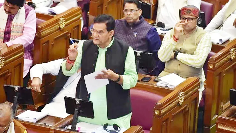यूपी विधानसभा सत्र: 22,239 मजरों में जल्द होगा विद्युतीकरण, ऊर्जा मंत्री एके शर्मा ने दिया सदन में बयान