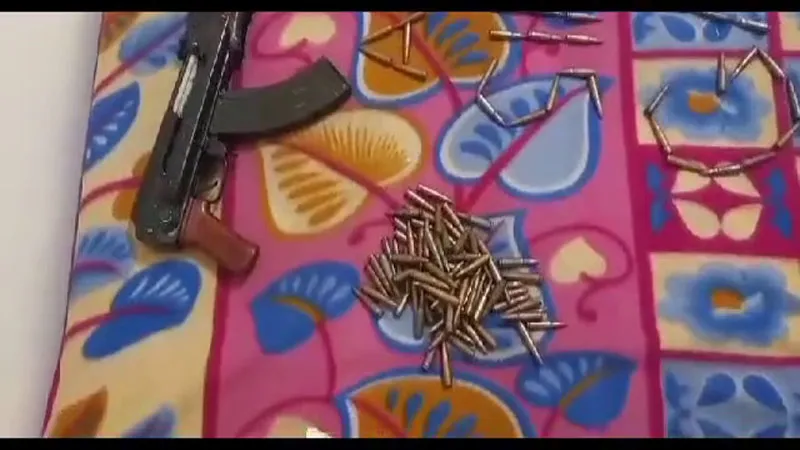 लखनऊ: शख्स ने व्हाट्सएप पर अत्याधुनिक हथियार, बुलेट्स का लगाया स्टेटस, मुन्ना बजरंगी गैंग से जुड़ रहे तार, हुई शिकायत