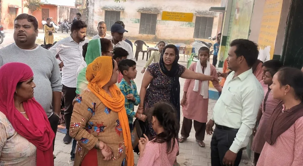 संभल: 57 हजार की नगदी चुराते दो किशोर गिरफ्तार