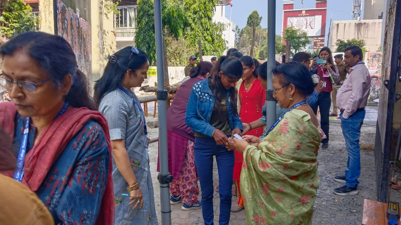 हल्द्वानी: छात्रसंघ चुनाव के लिए मतदान शुरू,  देर शाम परिणाम आ जाएंगे सामने