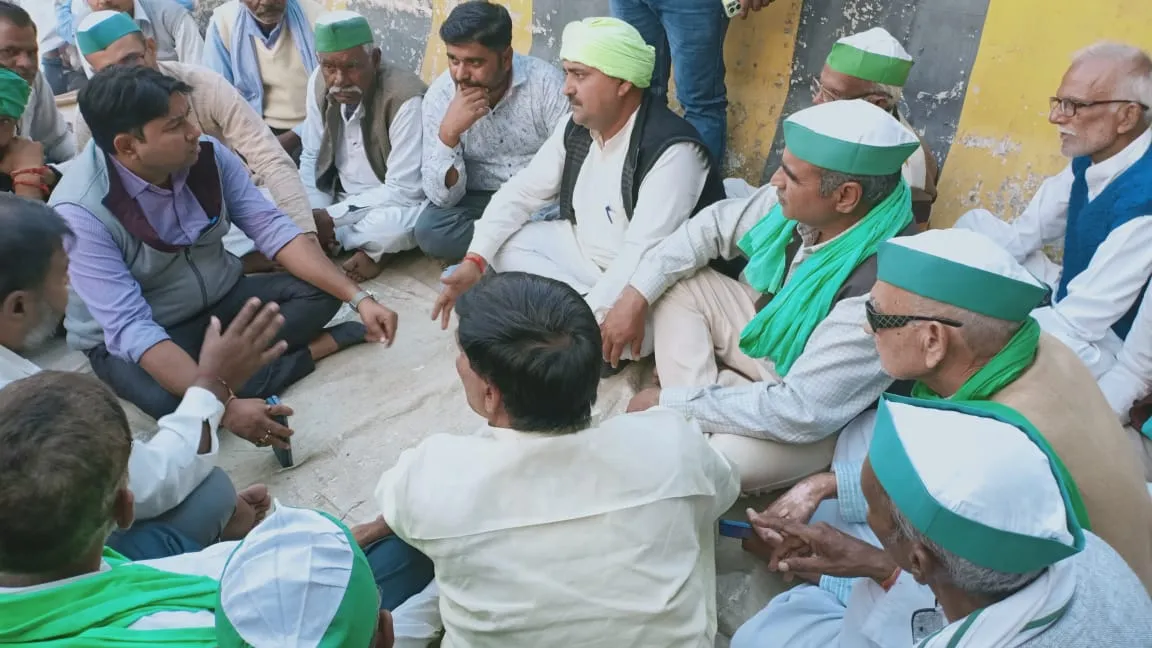 बिजनौर: गुस्साए भाकियू पदाधिकारियों ने नहीं वसूलने दिया टोल टैक्स 