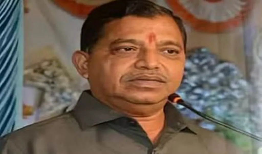 मुंबई के पूर्व मेयर दत्ता दलवी गिरफ्तार, सीएम शिंदे के खिलाफ दिया था आपत्तिजनक बयान 