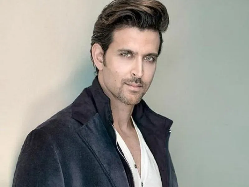 War 2 : दिसंबर से फिल्म ‘वॉर 2’ की शूटिंग पर जुटेंगे ऋतिक रोशन  