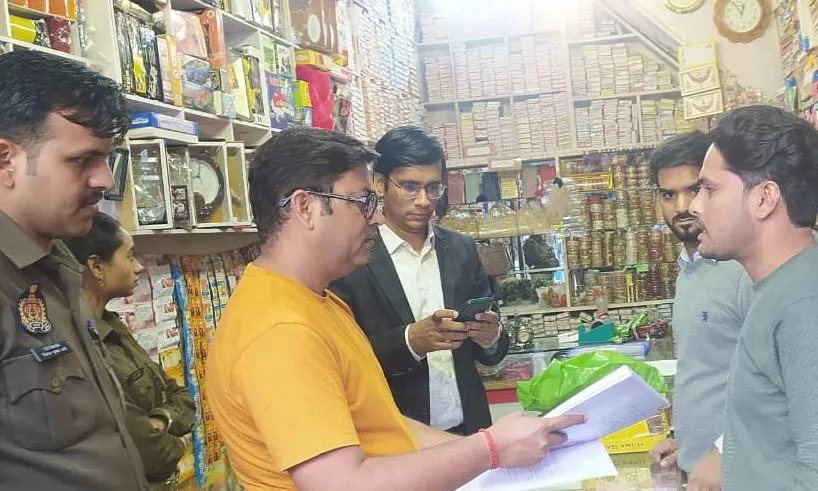 पीलीभीत: कॉस्मेटिक दुकानों पर ब्रांडेड उत्पादों की आड़ में बिकता मिला नकली माल, हो जाएं सावधान..जानिए मामला