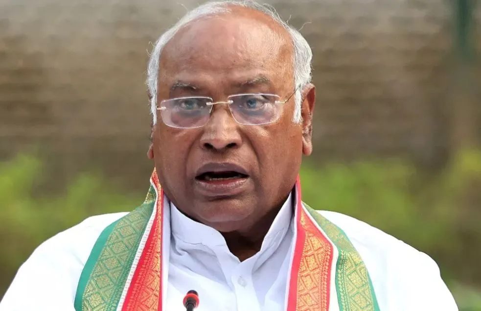 प्रधानमंत्री मोदी लाख कोशिश करें, लेकिन राजस्थान में कांग्रेस की ही सरकार बनेगी: खड़गे 