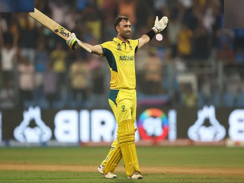 VIDEO : 128 गेंद, 201 रन...विश्वकप में ग्लेन मैक्सवेल ने दोहरा शतक जड़ रचा इतिहास, इन्हें समर्पित की अपनी पारी