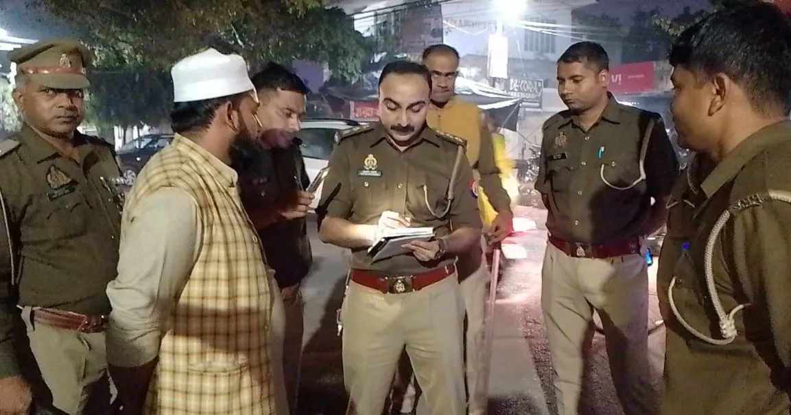 बरेली: रंगदारी न देने पर होटल मालिक और कर्मियों से की मारपीट, फेंका सामान