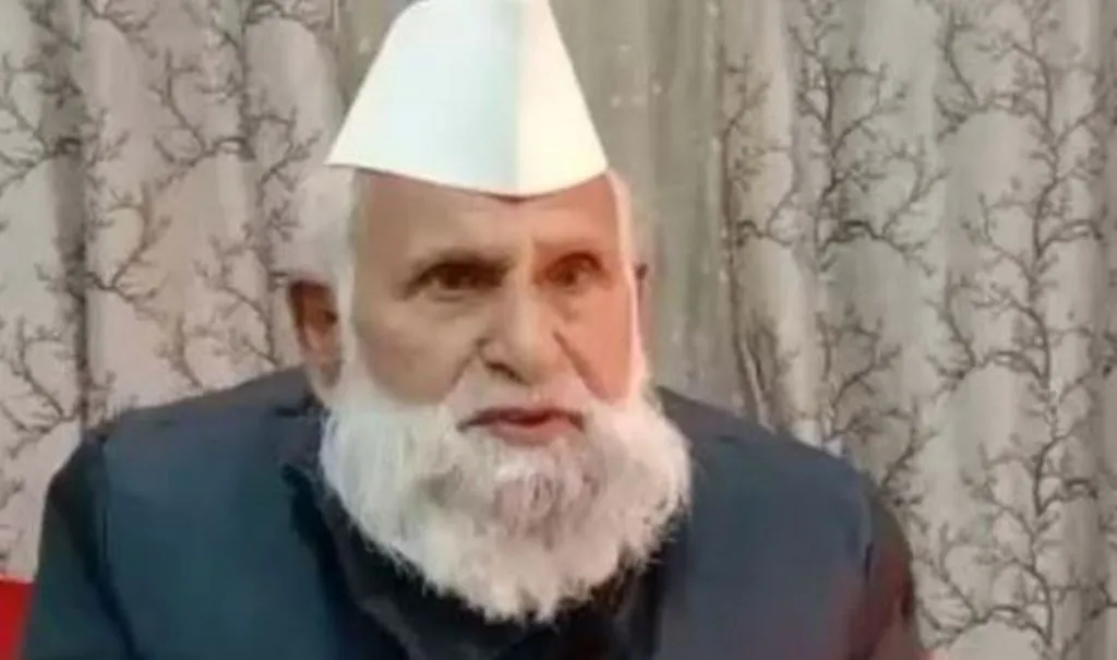 संभल: हलाल और हराम का सर्टिफिकेट जारी करना पूरी तरह से जायज: डॉ. बर्क  