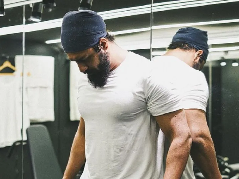 विक्की कौशल ने शेयर की वर्कआउट की तस्वीर, बोले- आप जो महसूस करते हैं उसे देखें...