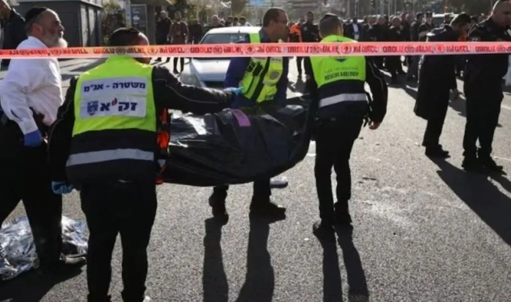 यरुशलम के बस स्टॉप पर गोलीबारी, तीन की मौत और छह अन्य घायल