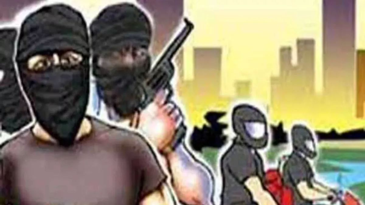 बरेली: बदमाशों ने कई घरों में की लूटपाट, पुलिस ने चोरी में दर्ज की रिपोर्ट