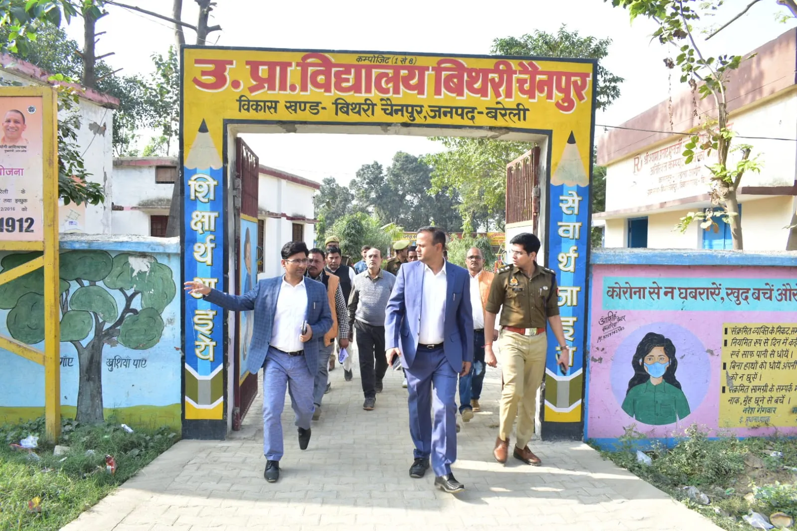 बरेली: मतदाता बनने के लिए बूथों पर पहुंचे सात हजार