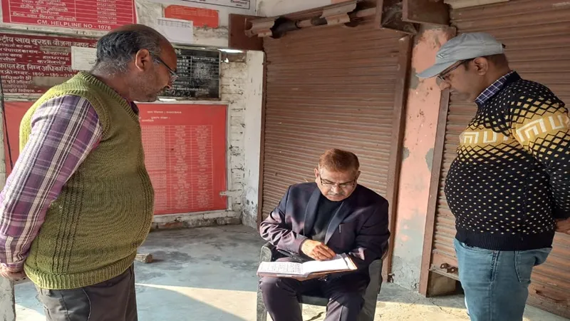 ट्रांसपोर्टर का कारनामा: खाद्यान्न ढुलाई में 8 से 10 रुपये प्रति बोरी हो रही वसूली, डीएसओ की जांच में हुआ खुलासा