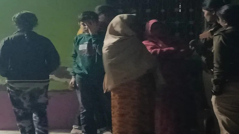 प्रतापगढ़: नशेड़ी भतीजे ने लोहे की रॉड से  पीटकर बुआ को मार डाला