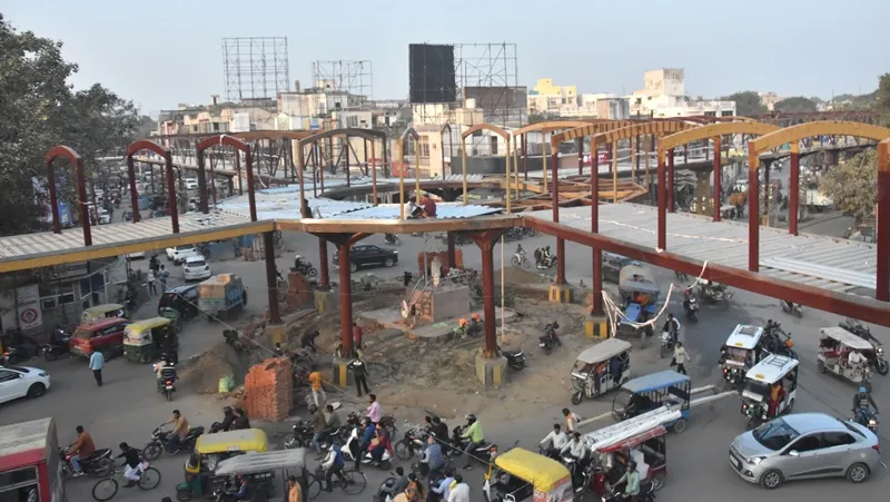 दावा : इसी महीने पूरा हो जाएगा पटेल चौक पर स्काई वॉक का निर्माण