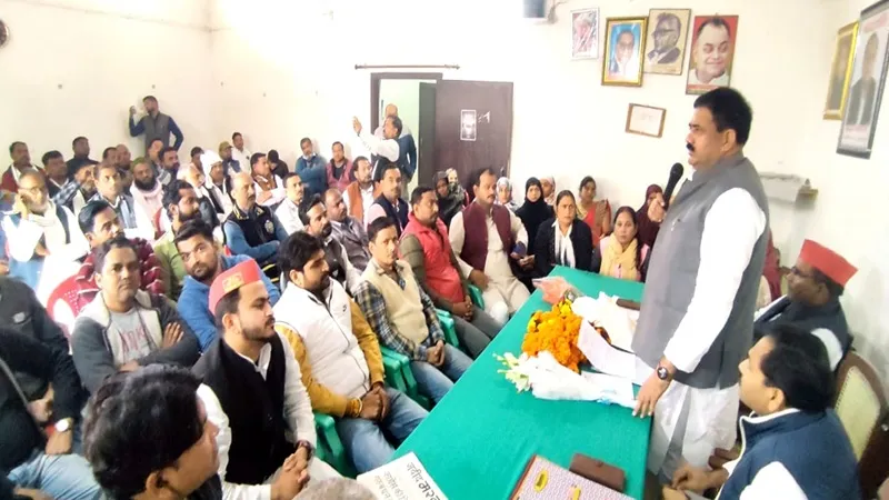 बहराइच: सपा प्रदेश महासचिव ने EVM पर उठाया सवाल, ओपी राजभर पर कसा तंज, जानें क्या कहा... 