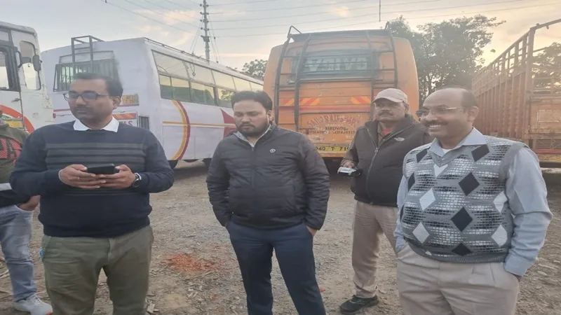 बहराइच: बिना परमिट के रूट पर संचालित मिले तीन बस, सीज, दो बसों का हुआ चालान