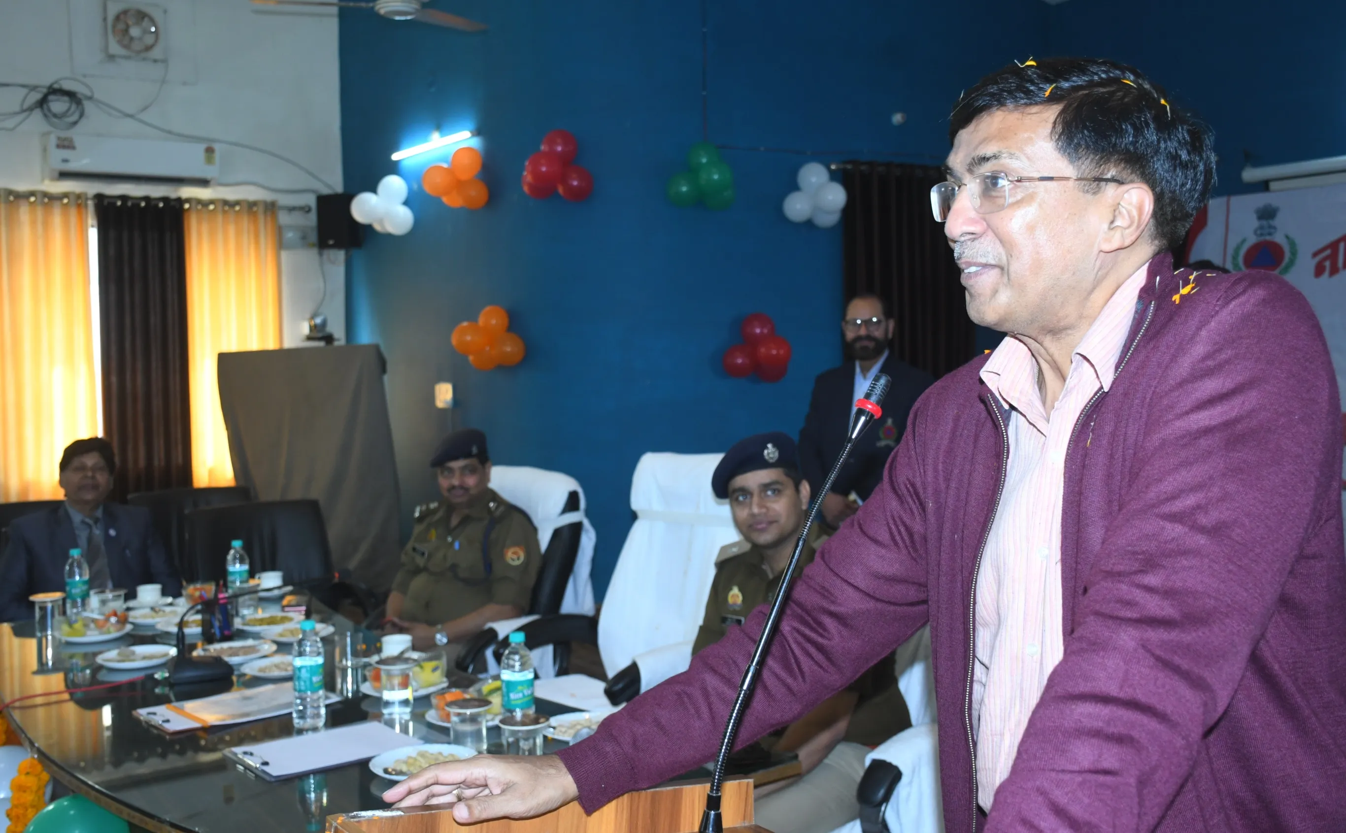 बरेली: पुलिस का अभिन्न अंग हैं वार्डन, हर कदम पर करते हैं सहयोग : मुकुल गोयल