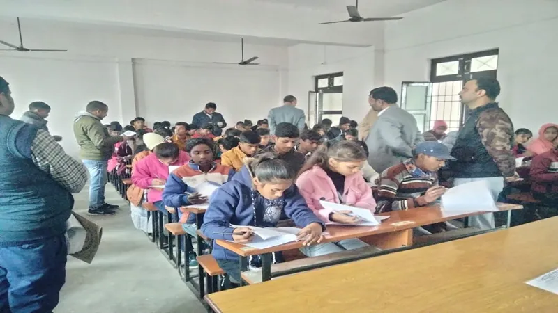 श्रावस्ती: मंडलीय प्रतिभा खोज परीक्षा में 402 छात्र रहे अनुपस्थित, 3719 बच्चों ने दी परीक्षा