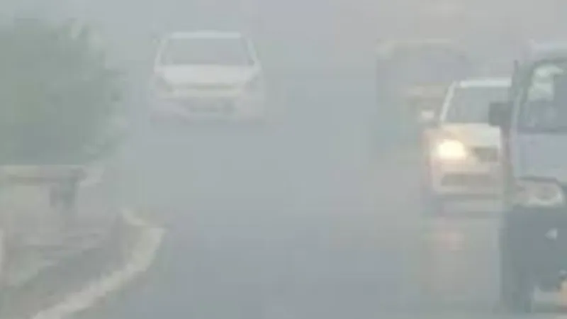 UP weather : बढ़ते वायु प्रदूषण के बीच कई शहरों में बारिश का अलर्ट, ऐसा रहेगा मौसम 