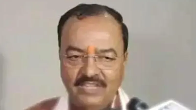 डिप्टी सीएम केशव प्रसाद पहुंचे वाराणसी, कहा - सरकार को बदनाम करने में लगा है विपक्ष 