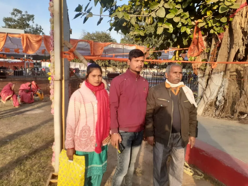 बरेली: सर, मेरे हाथ पीले हुए नहीं कागजों में कर दिया विवाह