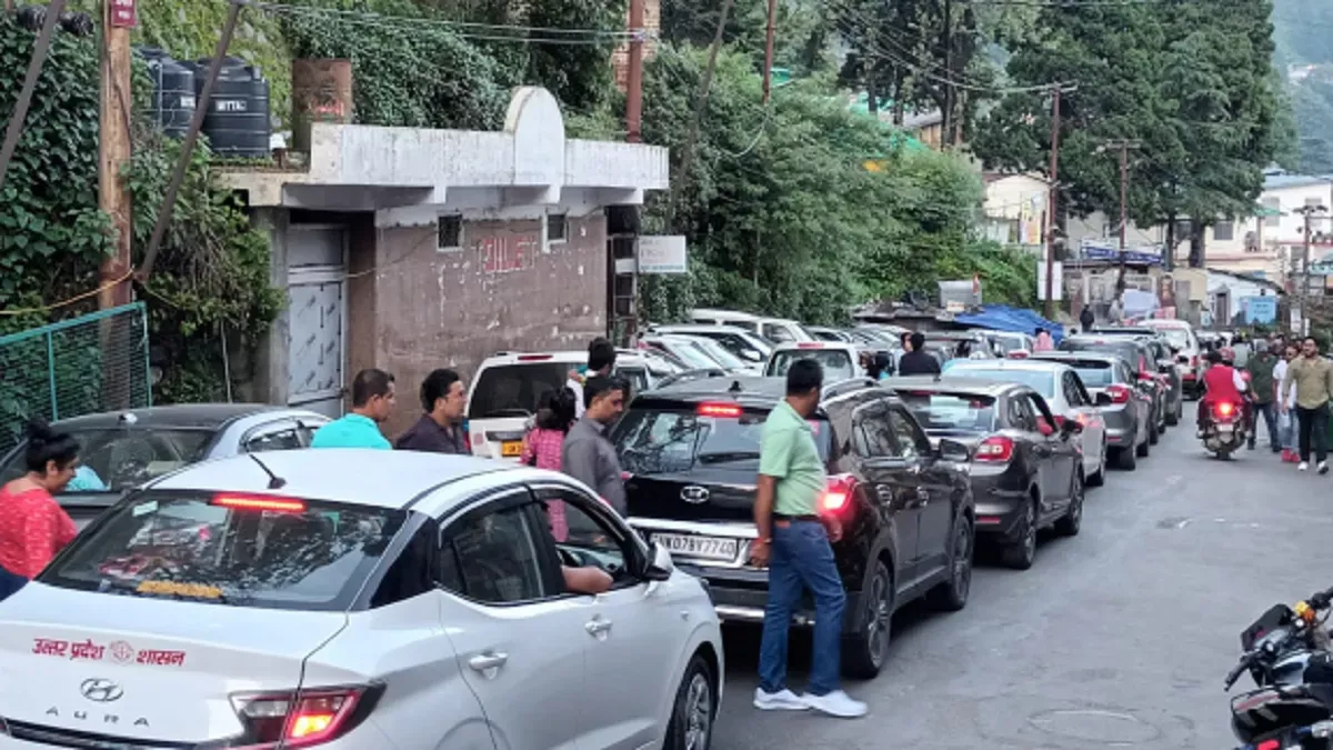 नैनीताल: बिना होटल व पार्किंग बुकिंग के आने वाले पर्यटकों की 30 से होगी घेराबंदी
