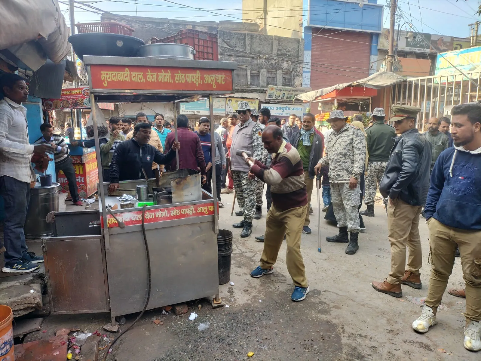 बरेली: ध्यान रहे अतिक्रमणकारियों... मैडम की गाड़ी फिर न फंसे जाम में