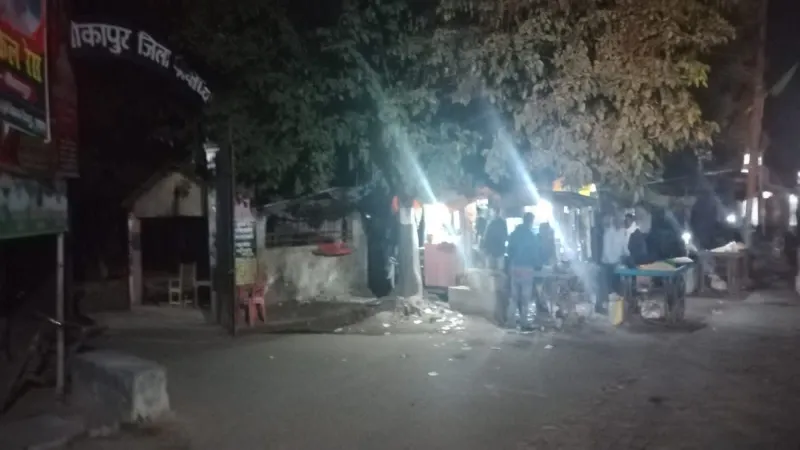 अमृत विचार विशेष : खरी नहीं उतरीं नगर पंचायतें, ठिठुर रही पौने 3 लाख की आबादी