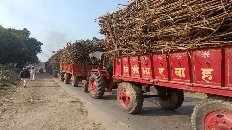 अयोध्या : चीनी मिल के पास हाइवे पर रोज लगता है भीषण जाम, दुकानदारों की छिनी रोजी-रोटी 