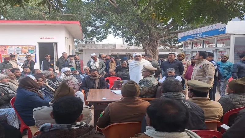 संतकबीरनगर : चिउंटना गांव में धमकी भरे पोस्टर मिलने के चार दिन बाद जागे पुलिस कर्मी 